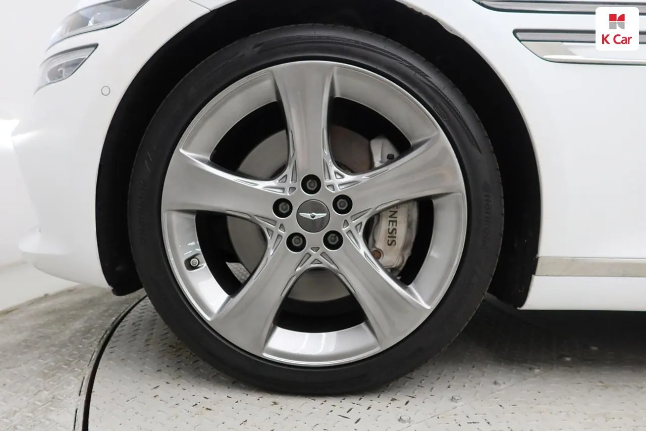 Genesis G80 2022 photo 5