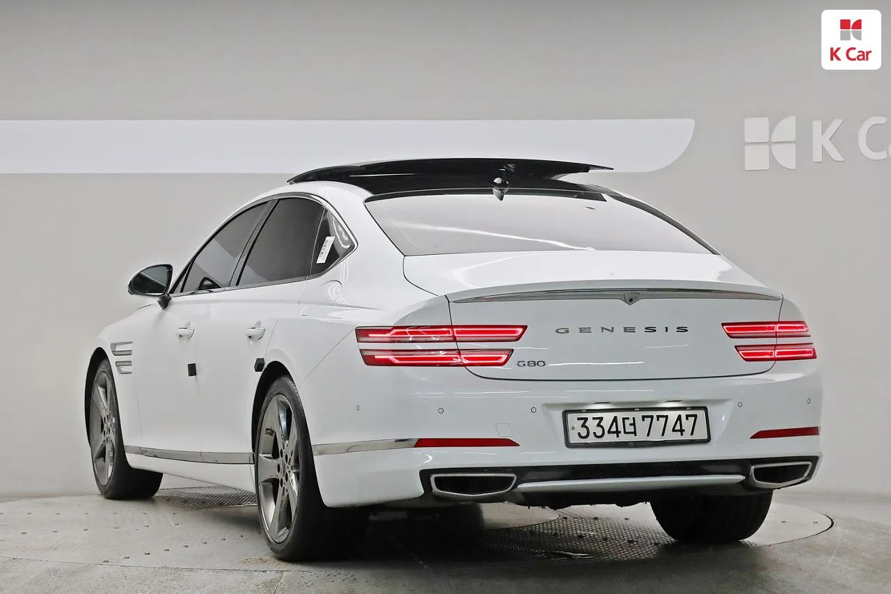 Genesis G80 2022 photo 2