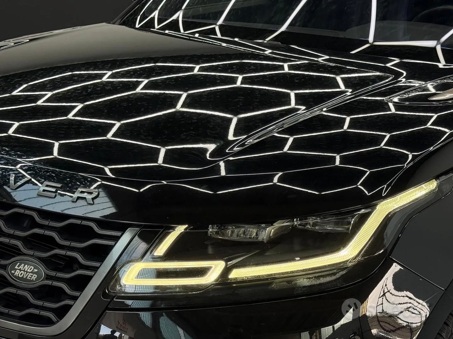 Land Rover Range Rover Velar 2019 photo 5