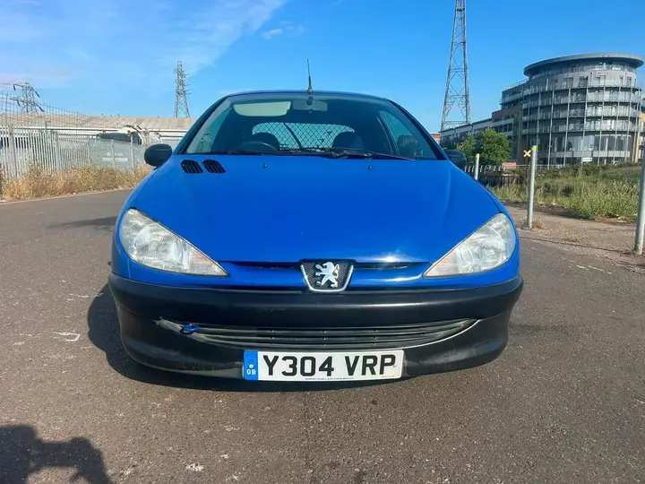 Peugeot 206 2001 photo 4