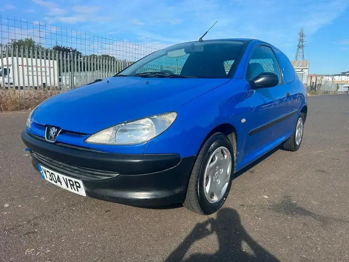 Peugeot 206 2001 photo 3