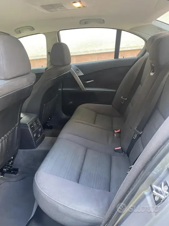 BMW 520D 2006 photo 4