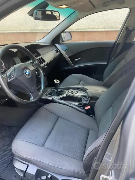 BMW 520D 2006 photo 3