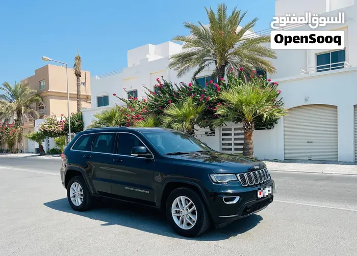 Jeep Grand Cherokee 2018 photo 2
