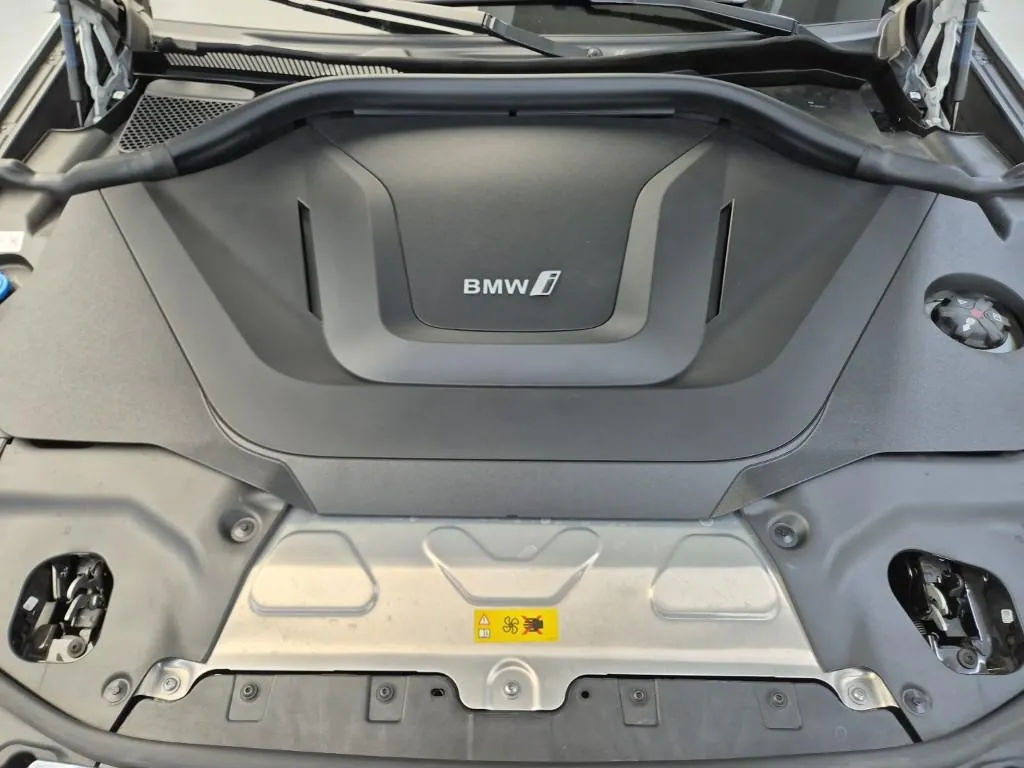 BMW Ix3 2024 photo 5