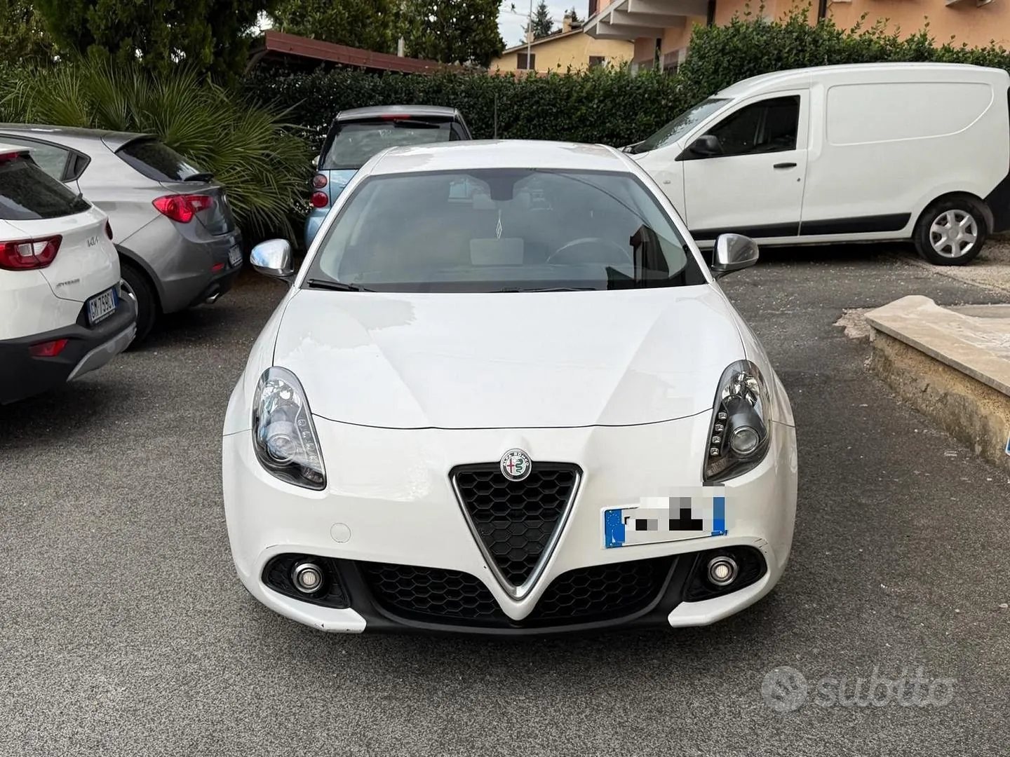 Alfa Romeo Giulietta 2017 photo 2