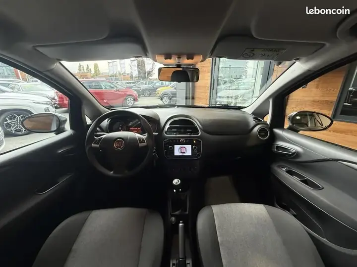 Fiat Punto 2017 photo 3