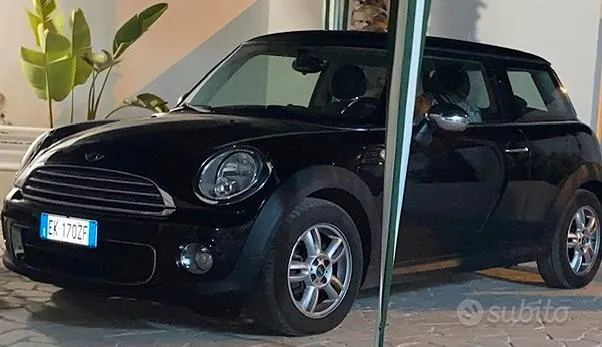 Mini Cooper 2012 photo 2