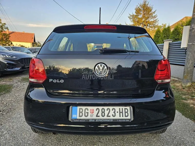 Volkswagen Polo 2010 photo 4