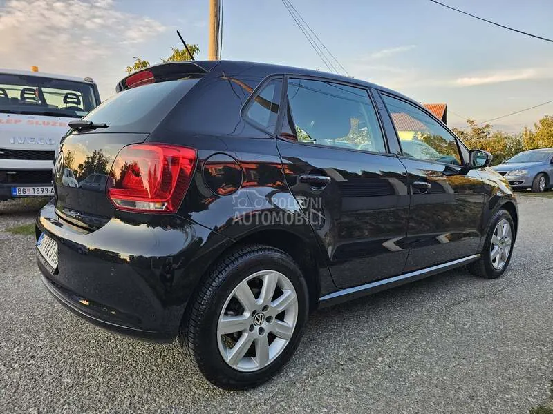 Volkswagen Polo 2010 photo 5