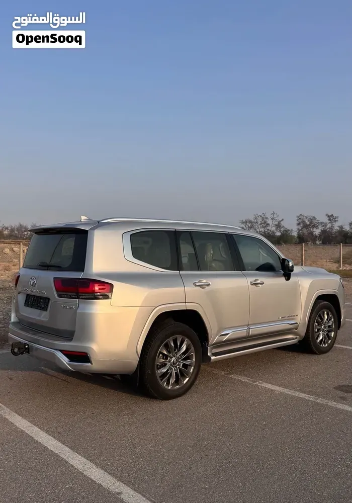 Toyota Land Cruiser 2023 photo 3