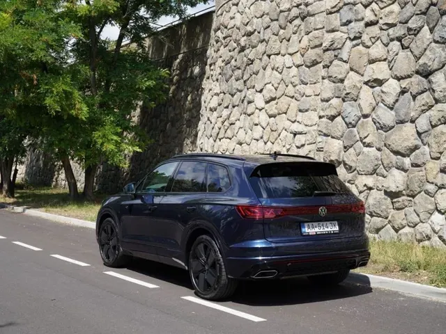 Volkswagen Touareg 2024 photo 4