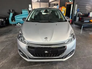Peugeot 208 2017 photo 2