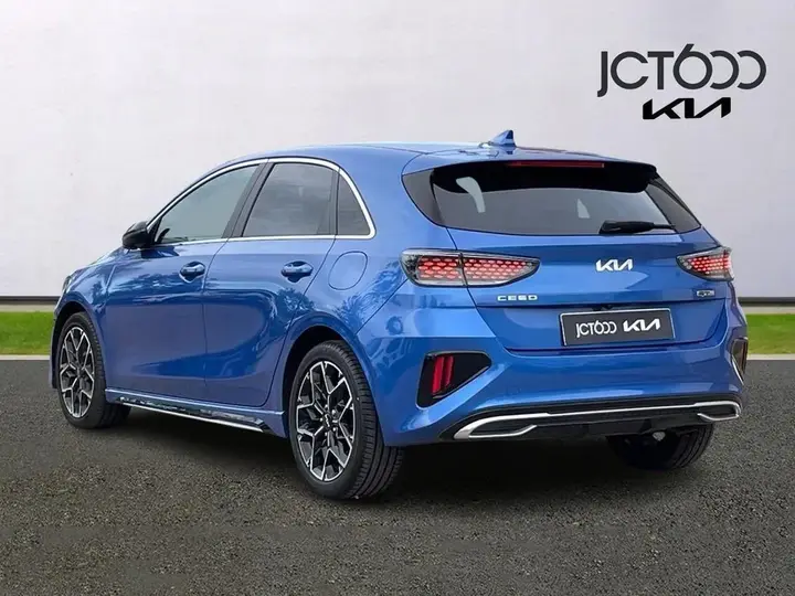 Kia Ceed 2023 photo 3