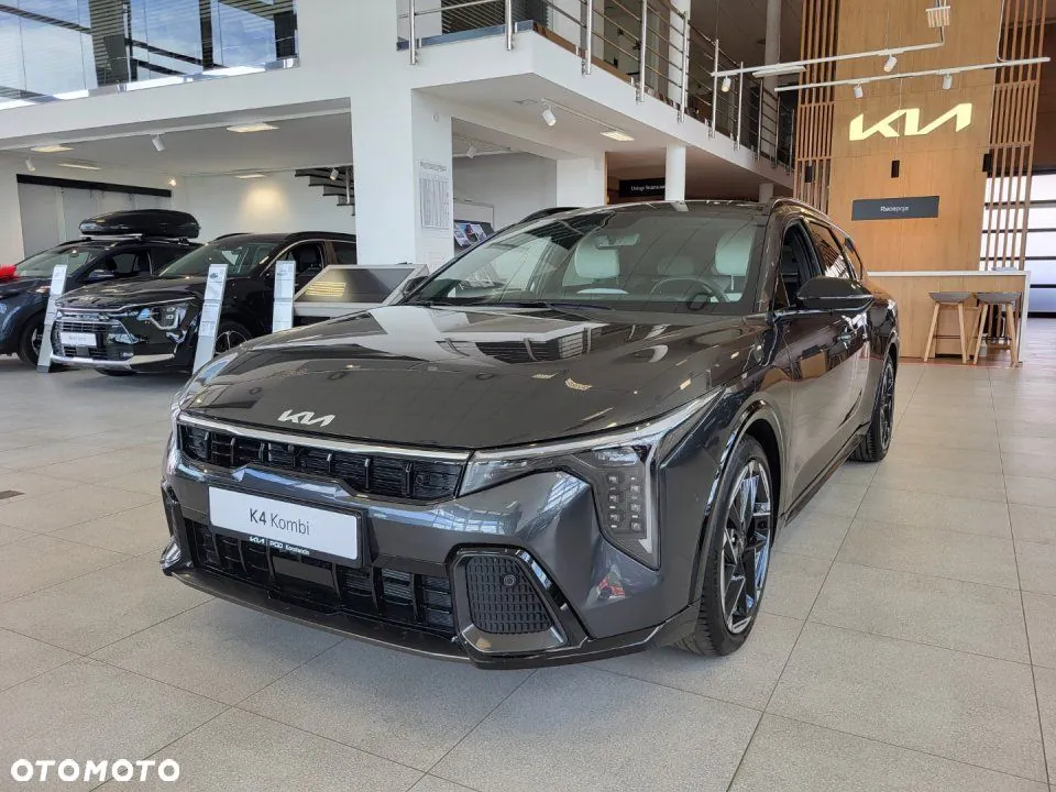 Kia K4