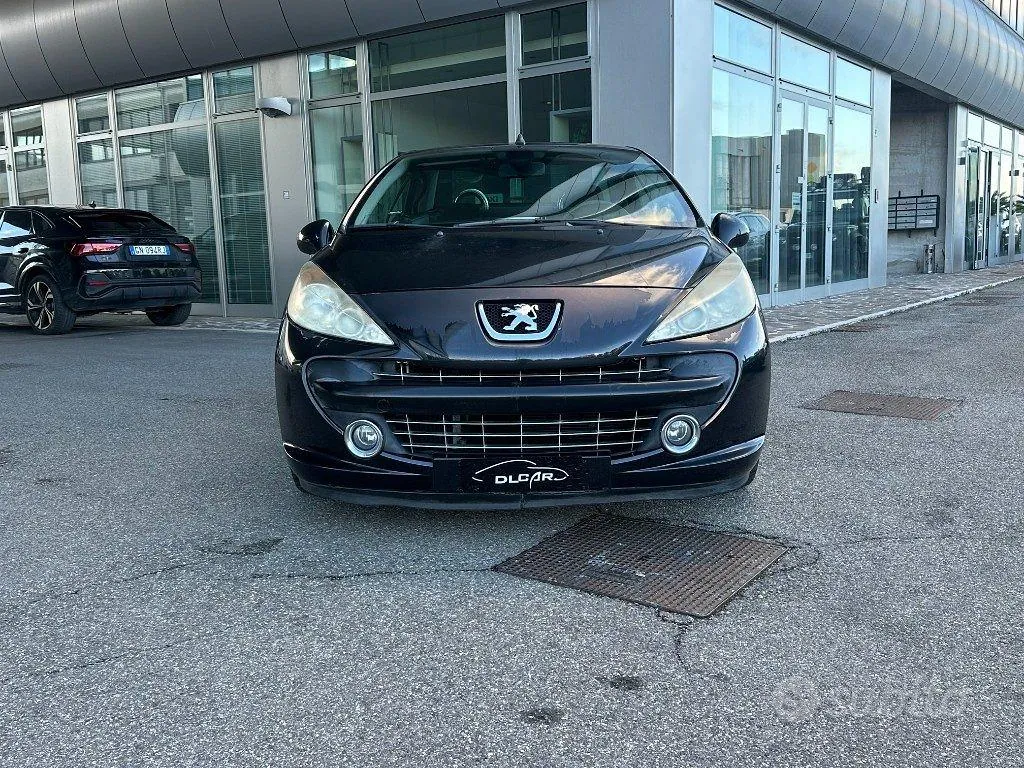 Peugeot 207 2008 photo 4