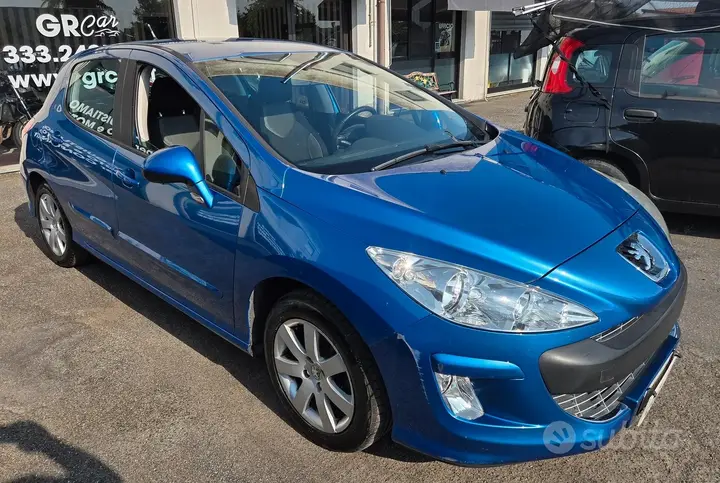 Peugeot 308 2008 photo 5