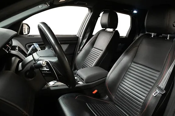 Land Rover Discovery Sport 2021 photo 3