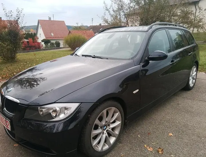 BMW 318I