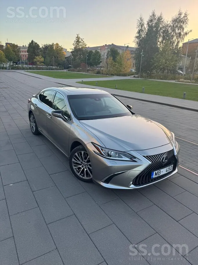 Lexus Es