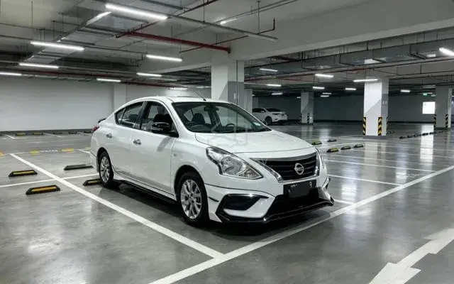 Nissan Almera
