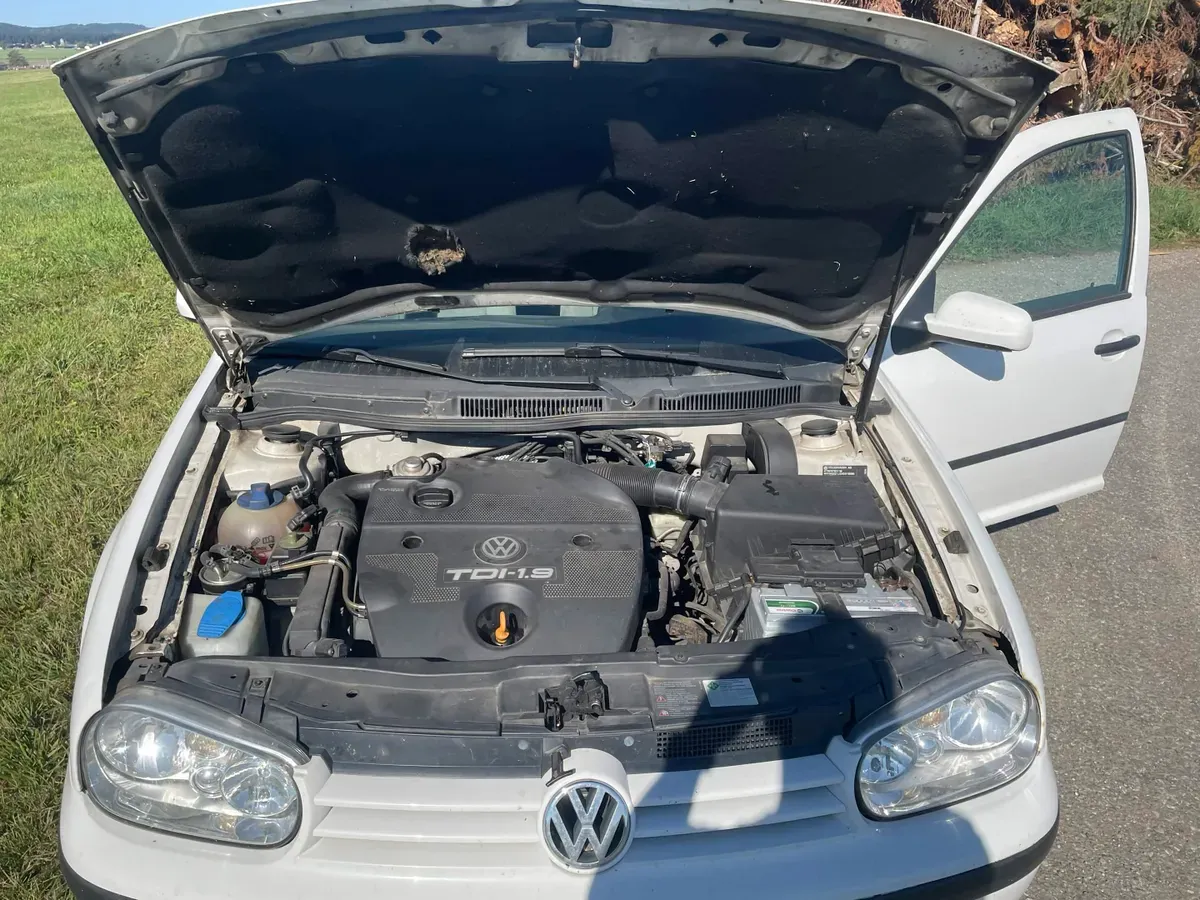 Volkswagen Golf 1999 photo 3
