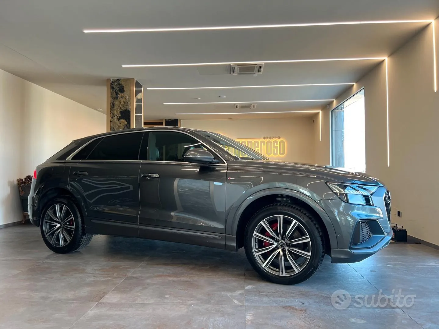 Audi Q8 2021 photo 2