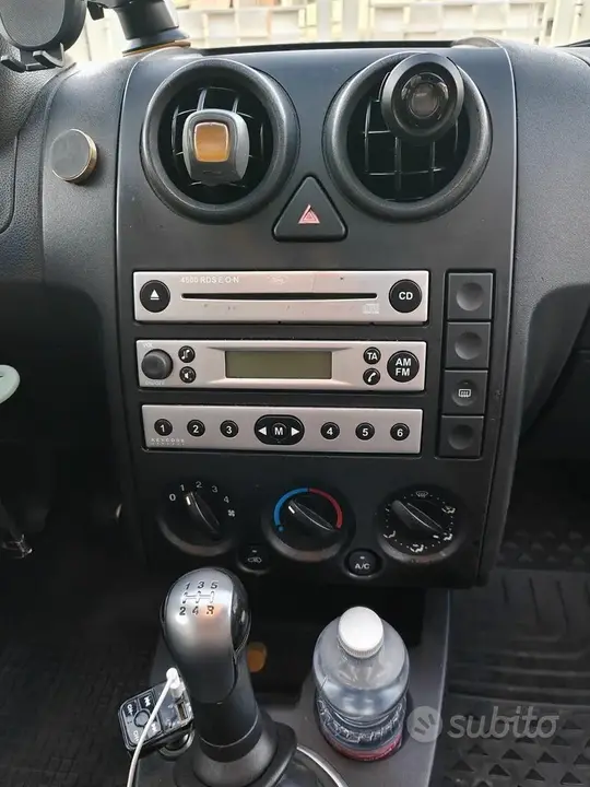 Ford Fusion 2005 photo 5