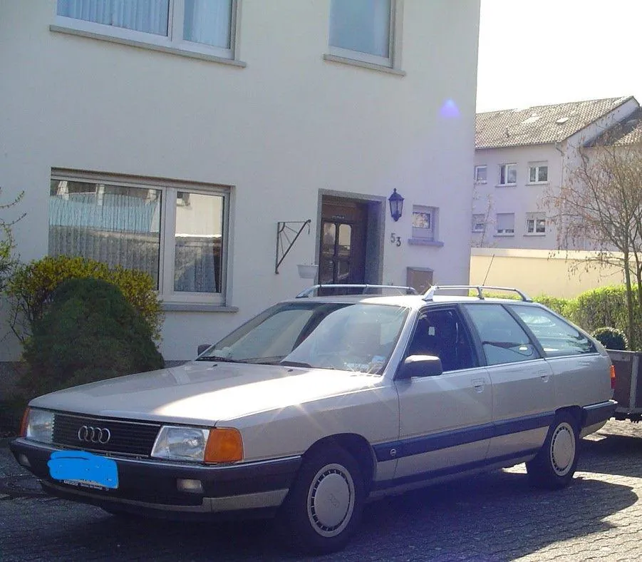 Audi 100 Avant
