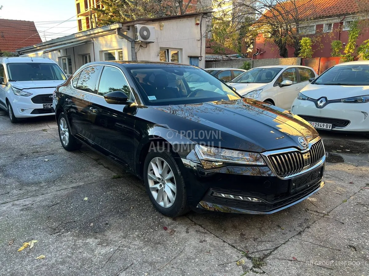 Skoda Superb 2023 photo 3