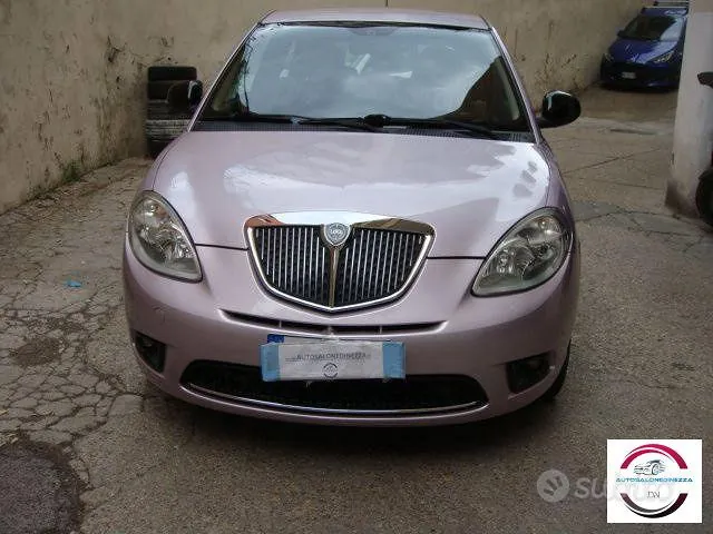 Lancia Ypsilon 2010 photo 2