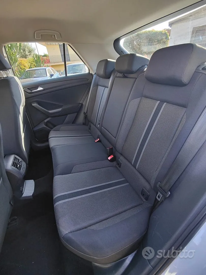 Volkswagen T-Roc 2019 photo 5