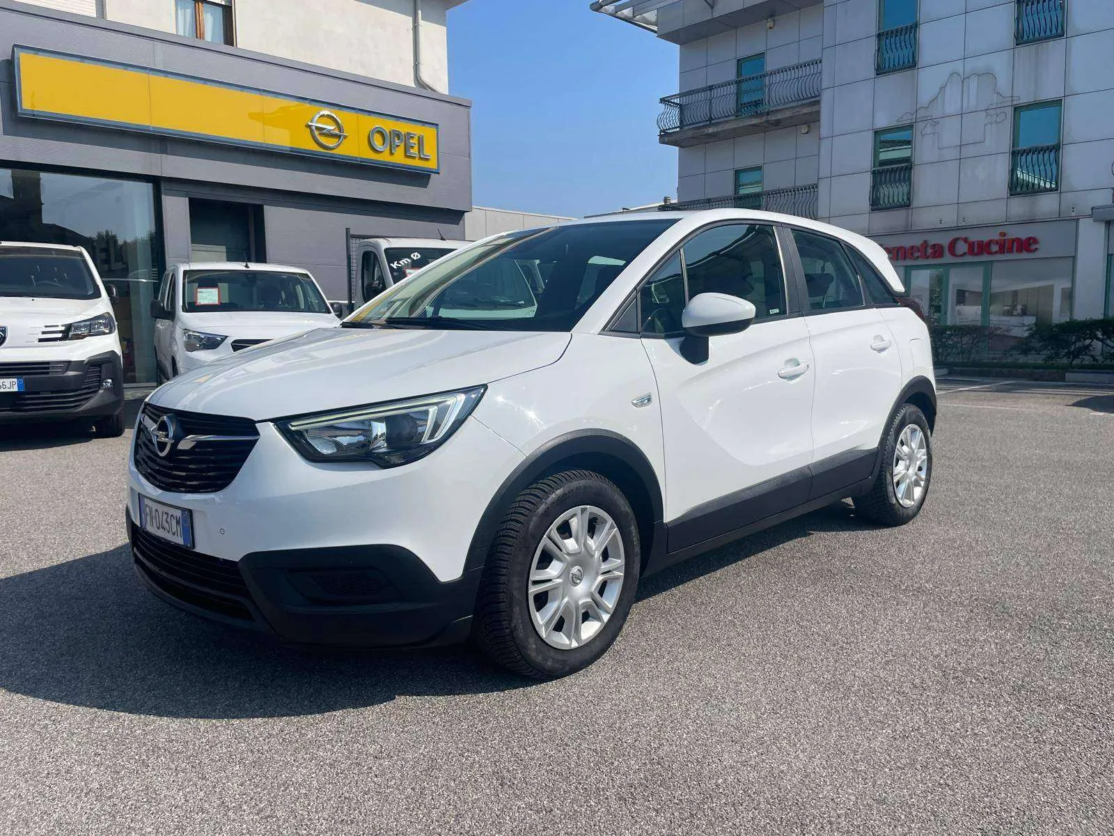 Opel Crossland X 2018 photo 3