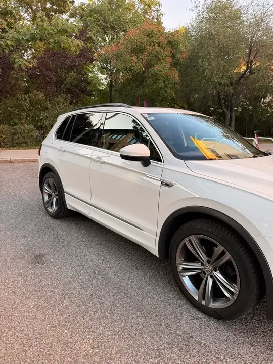 Volkswagen Tiguan 2019 photo 2