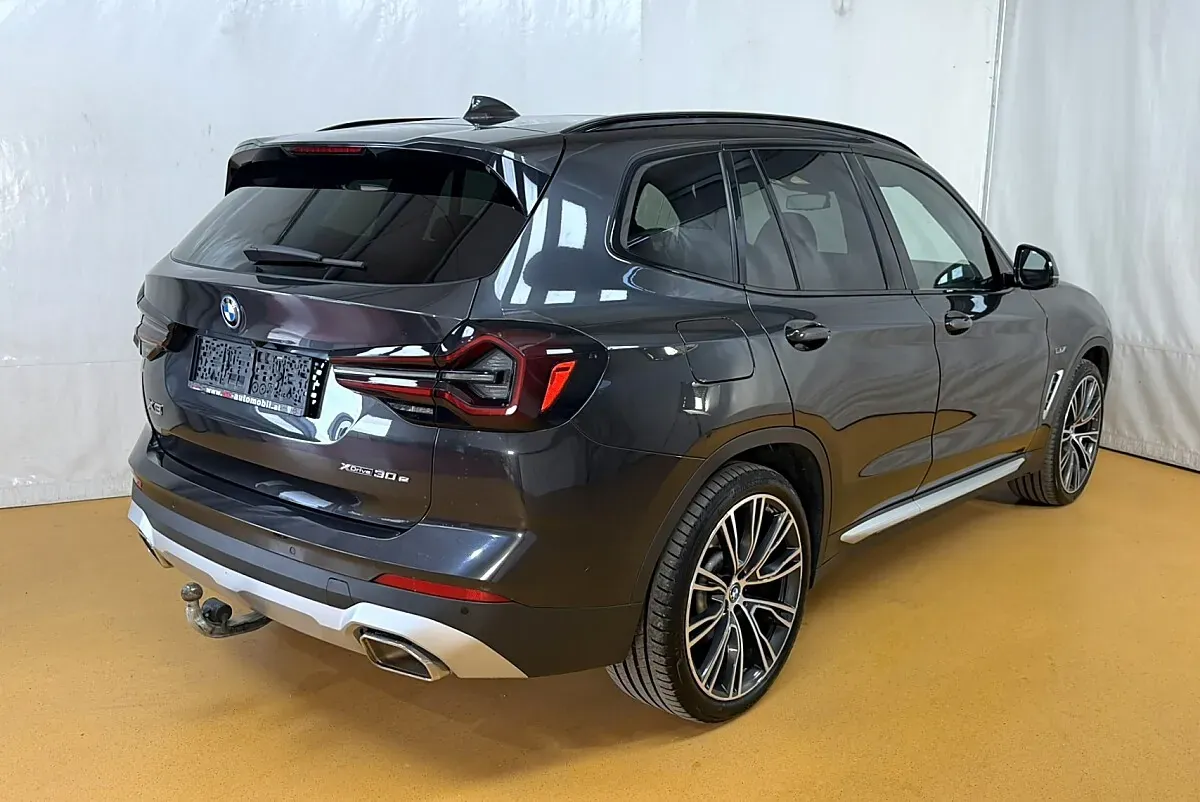 BMW X3 2022 photo 3