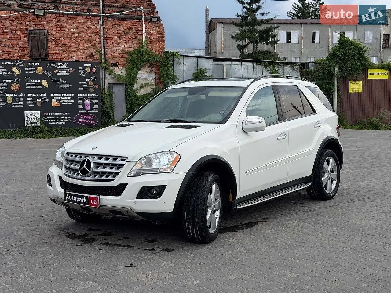 Mercedes-Benz M-Class