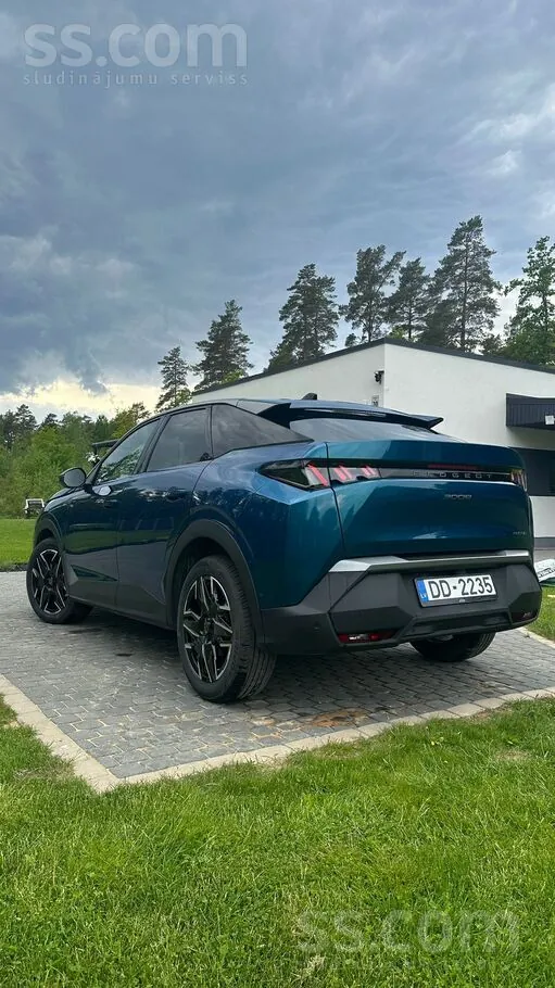 Peugeot 3008 2024 photo 5
