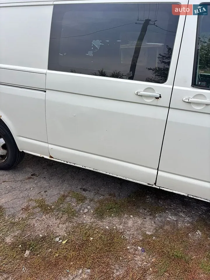 Volkswagen Transporter 2009 photo 3