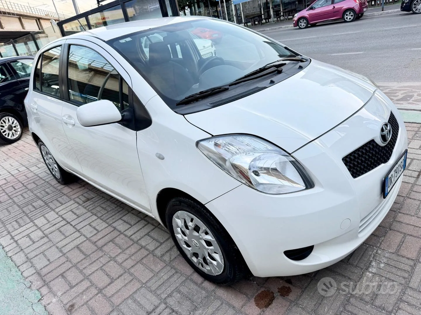 Toyota Yaris 2008 photo 4