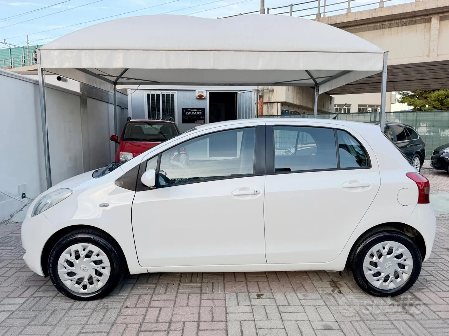 Toyota Yaris 2008 photo 3