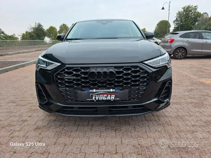 Audi Q3 2020 photo 2