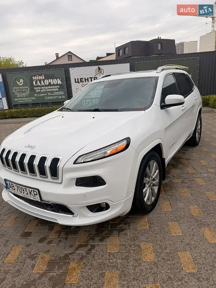 Jeep Cherokee 2016 photo 3