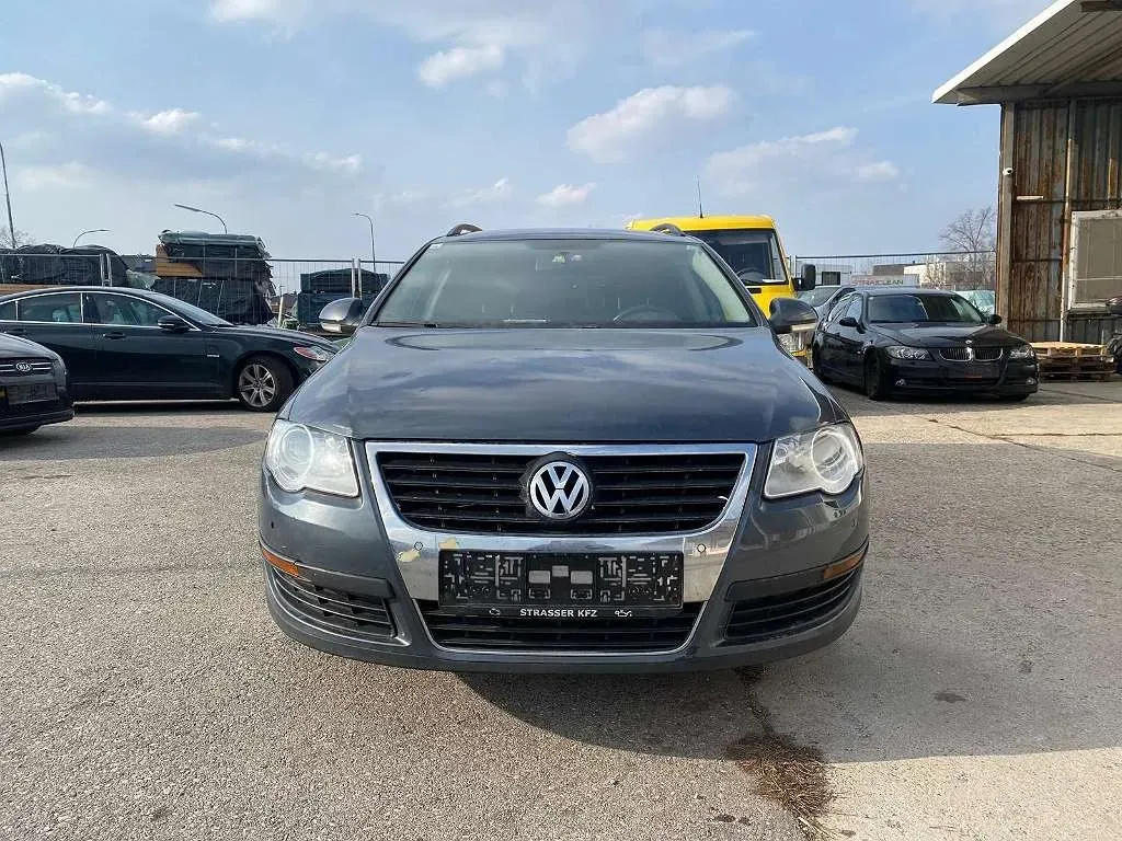 Volkswagen Passat 2009 photo 2