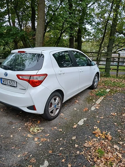 Toyota Yaris 2018 photo 2