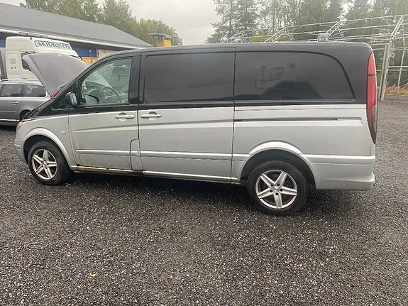 Mercedes-Benz Vito 111 2010 photo 2