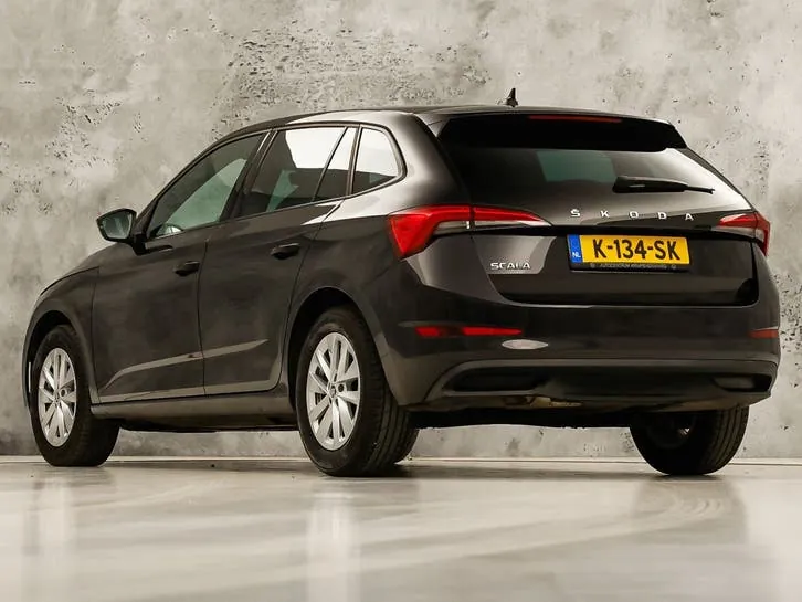 Skoda Scala 2021 photo 3