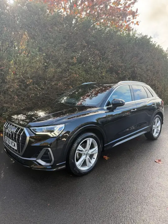 Audi Q3 2020 photo 2