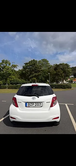 Toyota Yaris 2014 photo 4