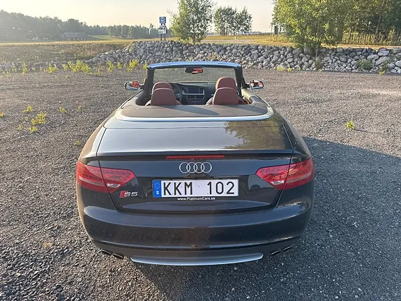 Audi S5 2011 photo 3