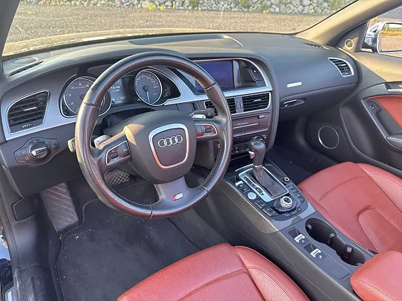 Audi S5 2011 photo 5